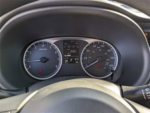 Used 2024 Nissan Kicks S image 15