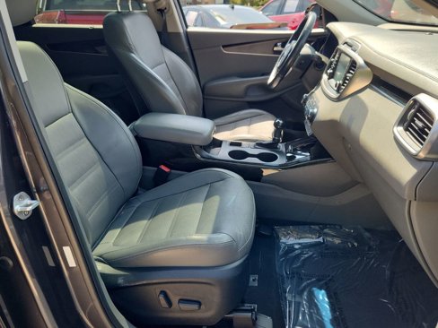 Used 2016 Kia Sorento EX w/ EX Touring Package image 19