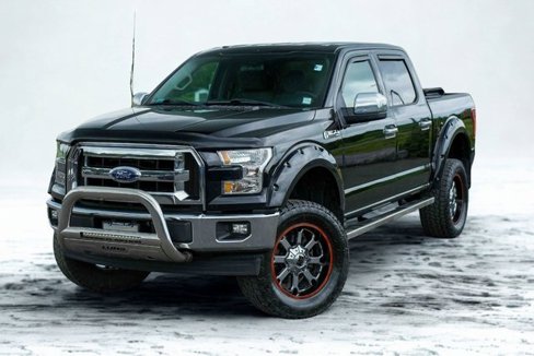 Used 2017 Ford F150 XLT image 1