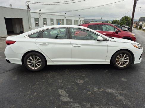 Used 2018 Hyundai Sonata SE image 8