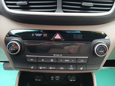 Used 2019 Hyundai Tucson SEL image 18