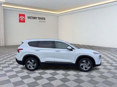 Used 2023 Hyundai Santa Fe SEL w/ Cargo Package image 2