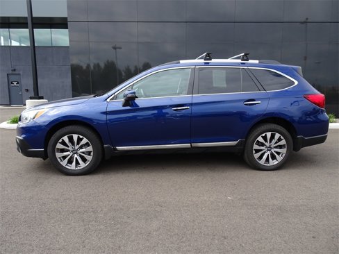 Used 2017 Subaru Outback 3.6R Touring w/ Popular Package #5A image 3