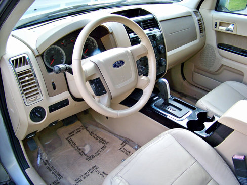 Used 2009 Ford Escape Limited image 16