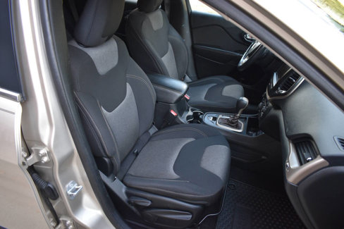 Used 2014 Jeep Cherokee Latitude image 19