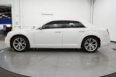 Used 2016 Chrysler 300 C Platinum image 4