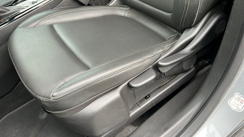 Certified 2024 Buick Encore GX Sport Touring image 17