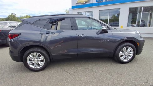 Used 2022 Chevrolet Blazer LT image 9