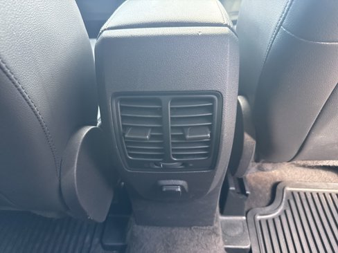 Used 2018 Ford Escape SEL image 34