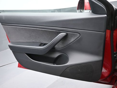 Used 2018 Tesla Model 3 Long Range image 15