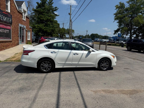 Used 2015 Nissan Altima 2.5 S w/ Sport Value Package image 7