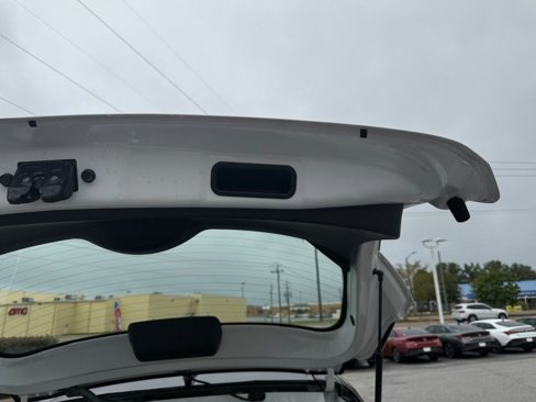 Used 2021 Nissan Kicks SV image 13