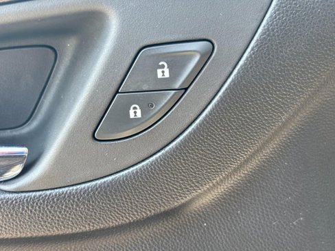 Used 2022 Chevrolet Equinox LT image 25