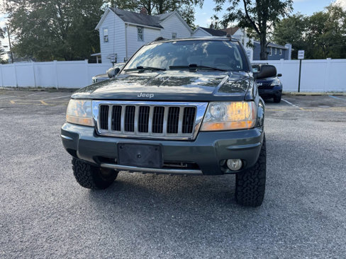 Used 2004 Jeep Grand Cherokee Limited w/ Cold Weather Group image 2