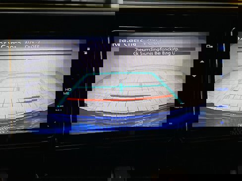 Used 2018 Toyota C-HR XLE image 3