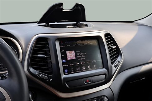Used 2016 Jeep Cherokee Latitude w/ Cold Weather Group image 21