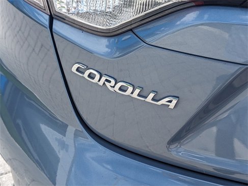 Used 2022 Toyota Corolla LE image 11