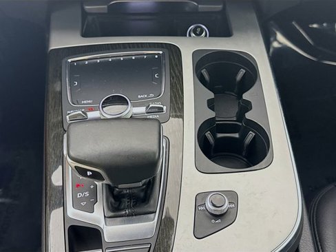 Used 2019 Audi Q7 2.0T Premium w/ Convenience Package image 17