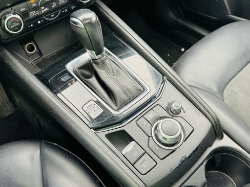 Used 2018 MAZDA CX-5 Touring w/ Preferred Equipment Package image 21
