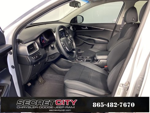 Used 2020 Kia Sorento LX w/ LX I4 Convenience Package image 11