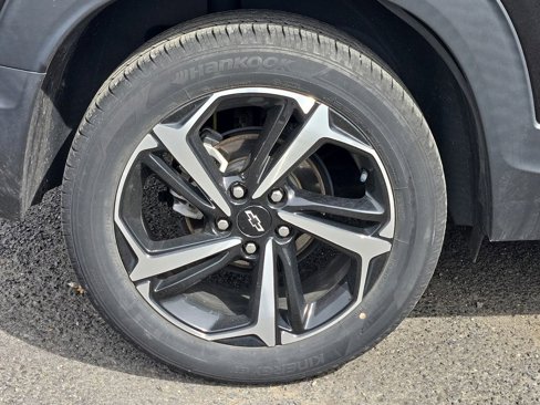 Used 2021 Chevrolet TrailBlazer RS w/ Sun and Liftgate Package image 10