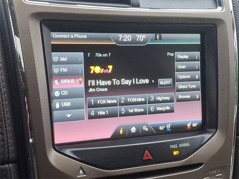 Used 2013 Lincoln MKX AWD image 17