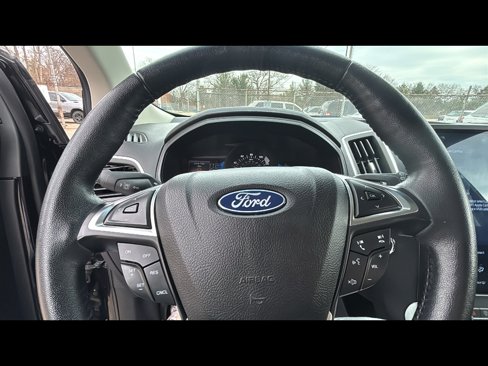 Used 2022 Ford Edge Titanium image 13
