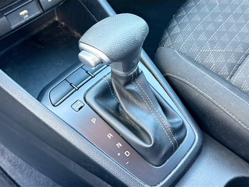 Used 2022 Kia Rio S image 16