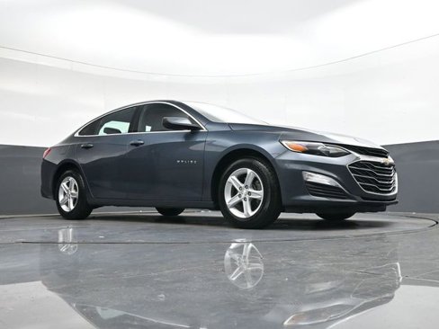 Used 2021 Chevrolet Malibu LS w/ Driver Confidence Package II image 26