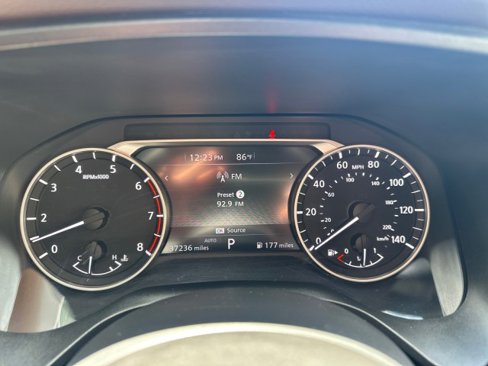 Used 2023 Nissan Rogue SV image 14