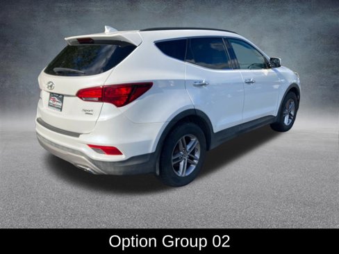 Used 2017 Hyundai Santa Fe Sport image 6