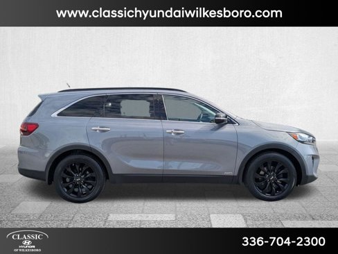 Used 2020 Kia Sorento S image 4