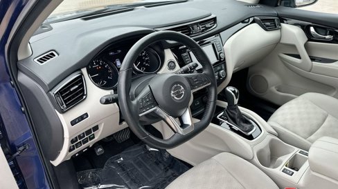 Used 2022 Nissan Rogue Sport SV image 10