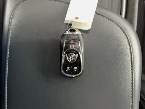 Used 2018 Buick Enclave Premium image 33