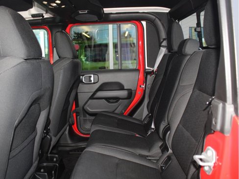 Used 2021 Jeep Gladiator Overland image 24