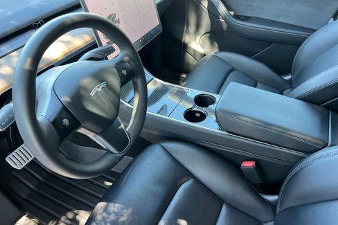 Used 2021 Tesla Model Y Performance image 10