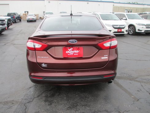 Used 2016 Ford Fusion SE image 5