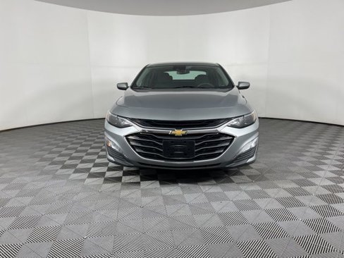 Used 2023 Chevrolet Malibu LT image 3