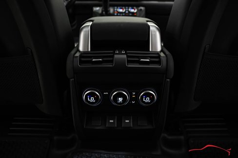 Used 2023 Land Rover Defender 110 X-Dynamic SE image 62