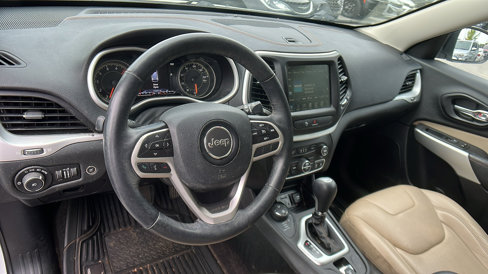 Used 2017 Jeep Cherokee Limited w/ Luxury Group image 24