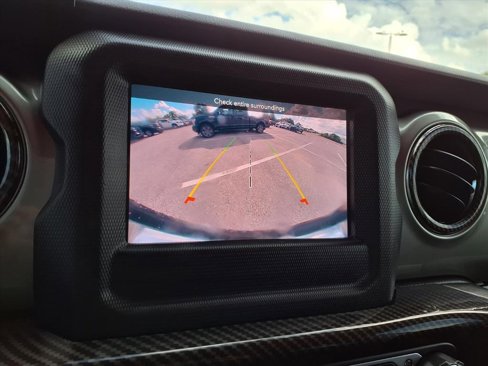 Used 2020 Jeep Wrangler Unlimited Sahara w/ LED Lighting Group image 30