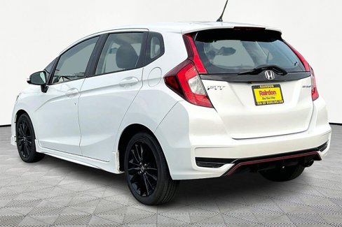 Used 2018 Honda Fit Sport image 4