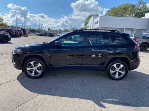 Used 2022 Jeep Cherokee Limited image 10