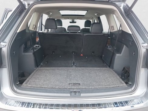 Used 2022 Volkswagen Atlas SEL Premium image 14