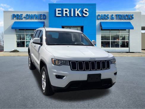 Used 2020 Jeep Grand Cherokee Laredo image 5