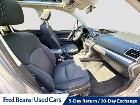 Used 2017 Subaru Forester 2.5i Premium image 29