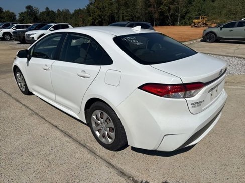 Used 2020 Toyota Corolla LE image 7