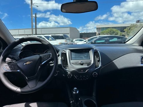 Used 2018 Chevrolet Cruze LT w/ Convenience Package image 14