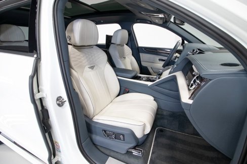 Used 2023 Bentley Bentayga Extended Wheelbase image 64