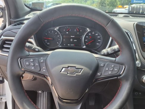 Used 2024 Chevrolet Equinox RS w/ RS Leather Package image 19